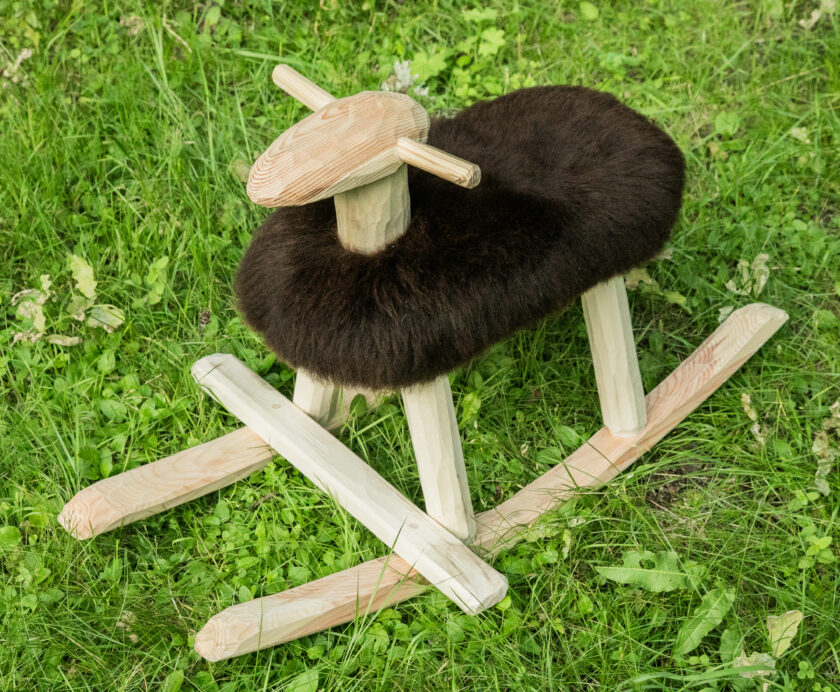 Žaislinė supama kėdutė vaikams. ŠOKOLADINĖ AVYTĖ - Image 4