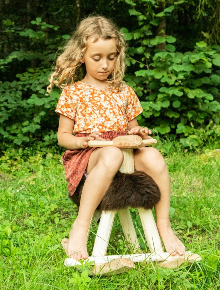 Žaislinė supama kėdutė vaikams. ŠOKOLADINĖ AVYTĖ